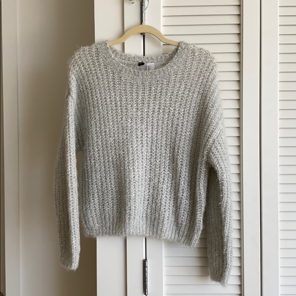 Grey Sweater - Picture 1 of 2